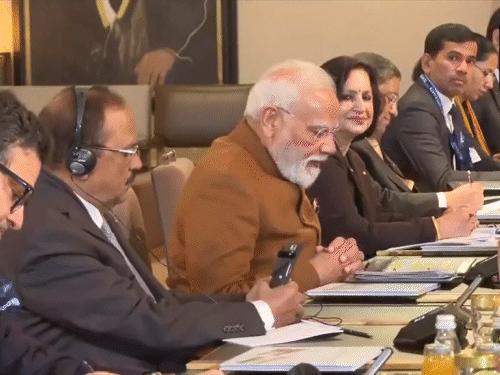 प्रधानमंत्री मोदी जॉर्डन में बिजनेस फोरम में शामिल