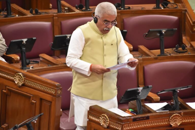 ओडीओपी योजना से 3.16 लाख लोगों को रोजगार, निर्यात में दोगुनी बढ़ोतरी: मंत्री राकेश सचान