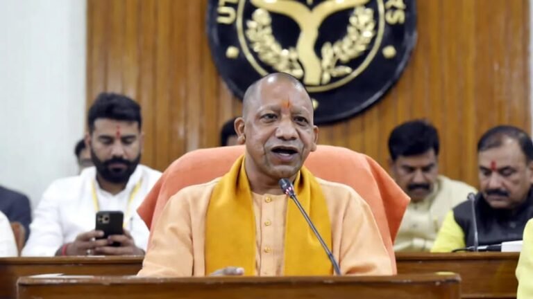 यूपी में शिक्षामित्र, अनुदेशक और आशा-आंगनवाड़ी कार्यकर्ताओं के मानदेय बढ़ाने की घोषणा