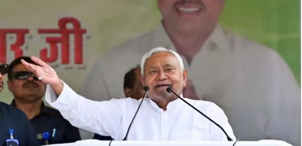 नीतीश कुमार