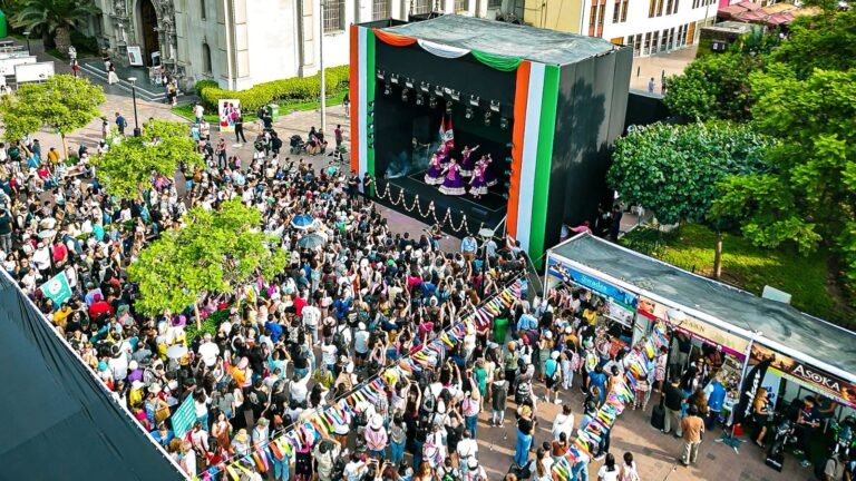 ‘नमस्ते पेरू’ मेले में उमड़ा जनसैलाब, भारतीय संस्कृति की झलक से मंत्रमुग्ध हुए लोग