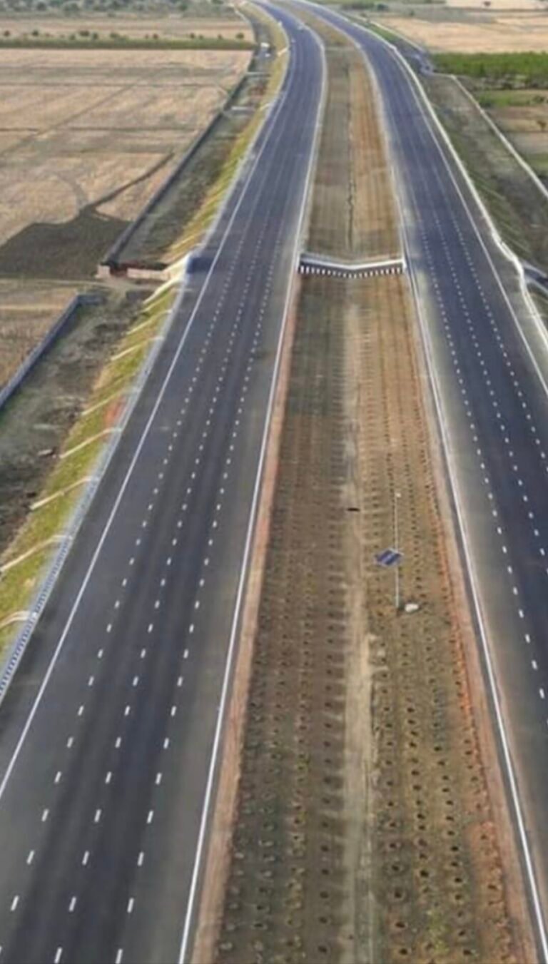 कानपुर-लखनऊ एक्सप्रेसवे तैयार, अगले माह हो सकता है लोकार्पण