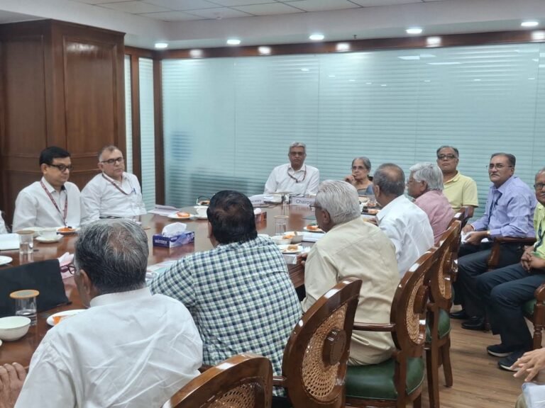 आठवें वेतन आयोग पर बड़ी बैठक, कर्मचारियों के मुद्दों पर मंथन