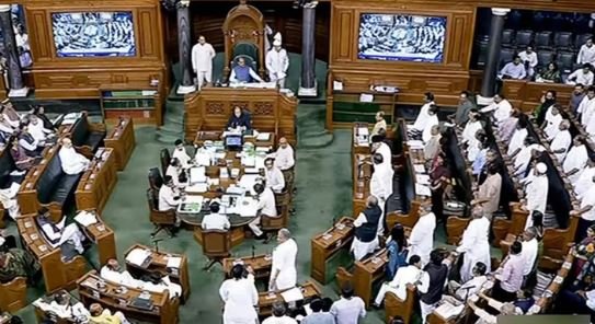 नारी शक्ति वंदन अधिनियम पर चर्चा