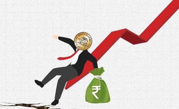 रुपया टूट रहा, महंगाई फूट रही… क्या आने वाला है आर्थिक तूफान?
