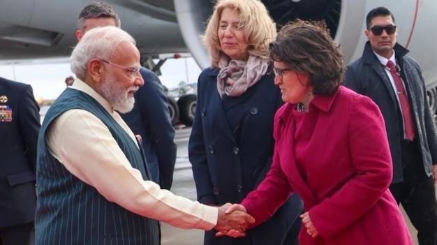 नीदरलैंड में पीएम मोदी