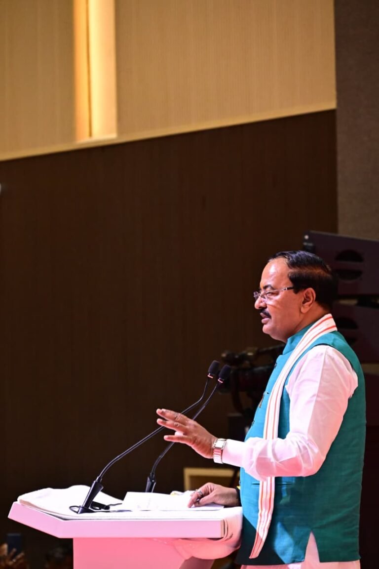 मेधावी छात्र ही विकसित भारत के वास्तविक शिल्पकार: केशव प्रसाद मौर्य