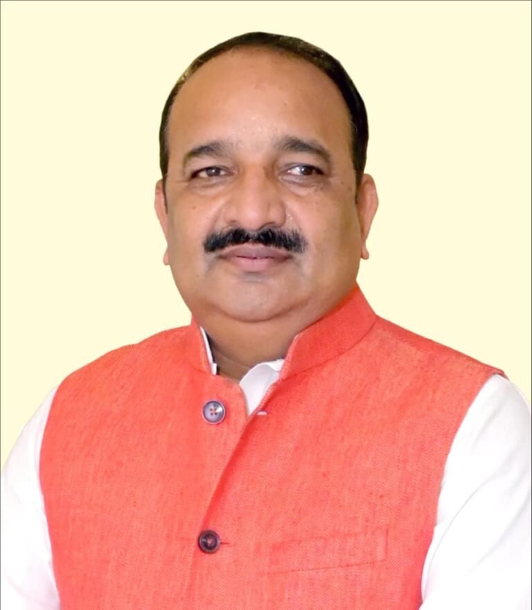 स्वाद, संस्कृति और समृद्धि का संगम होगा यूपी आम महोत्सव – मंत्री दिनेश प्रताप सिंह