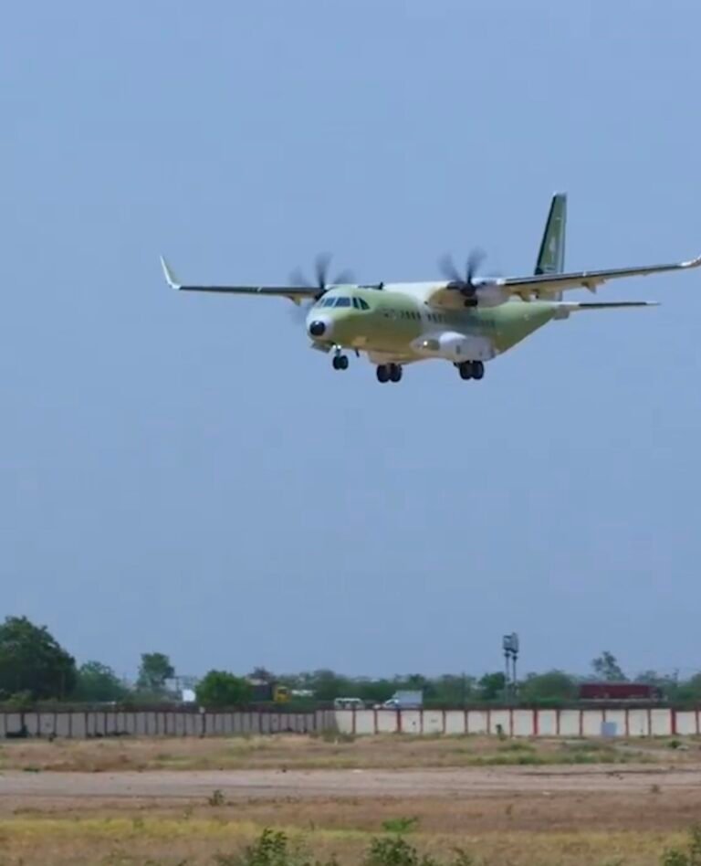 स्वदेशी विमान, मजबूत भारत: C-295 की पहली उड़ान बनी ऐतिहासिक उपलब्धि