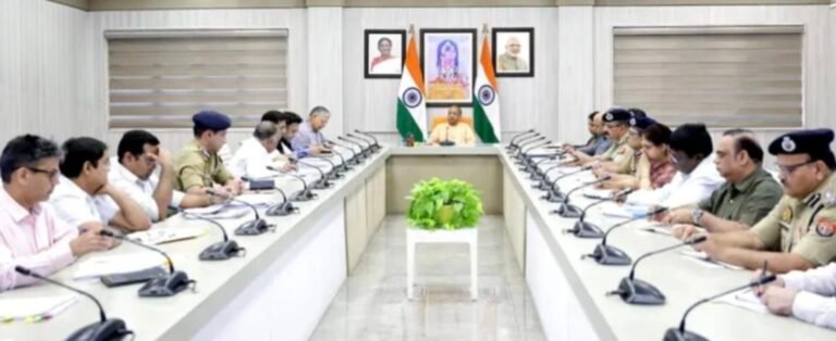 अस्पतालों, कोचिंग संस्थानों और व्यावसायिक प्रतिष्ठानों में फायर सेफ्टी मानकों का कड़ाई से पालन हो: मुख्यमंत्री योगी