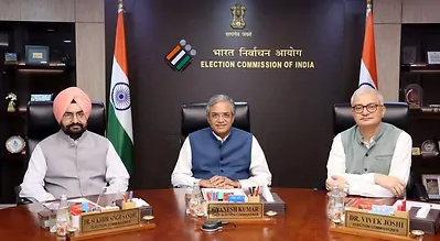 SIR पर खुलासे पर चुनाव आयोग की सफाई